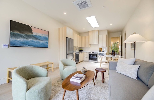 Casa De La Vina Unit 13 - Boutique Apartments