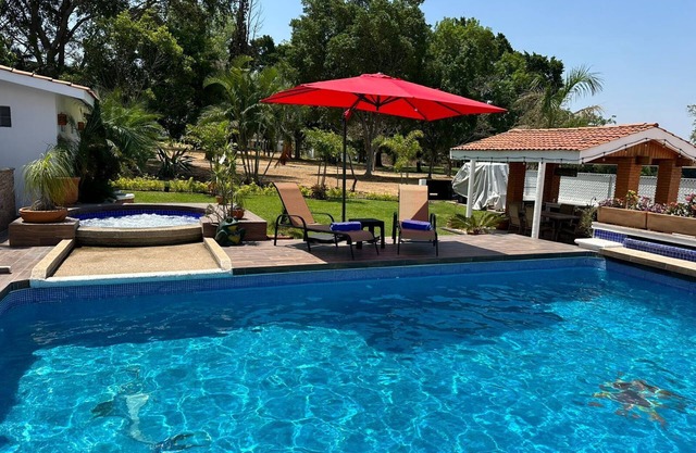Casa de lujo con aire acondicionado y spa
