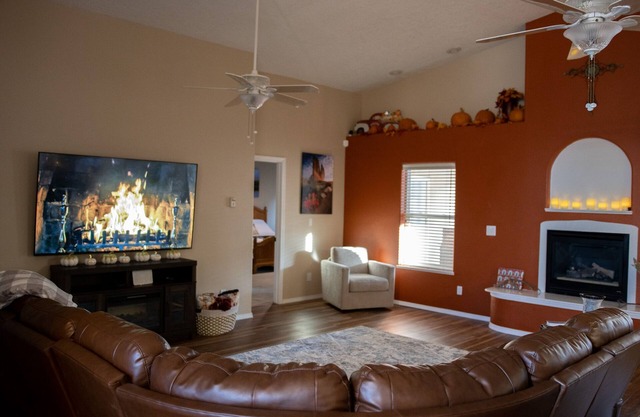 Casa De Monteagle, Serene, Spacious, 2Master Suites K/K , HotTub, Pets, Close