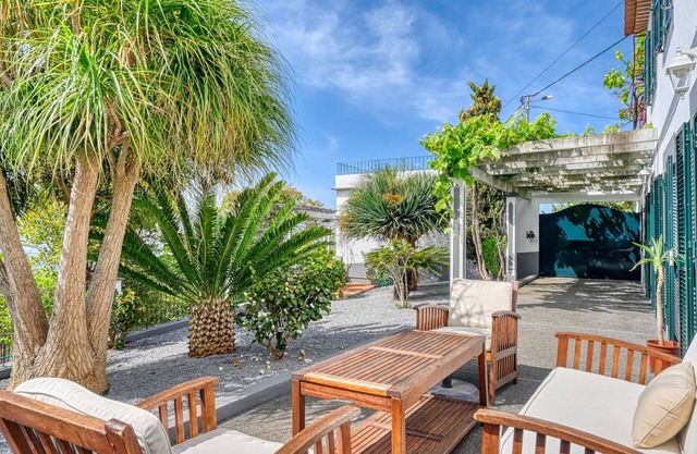Casa de Ponte, a Home in Madeira