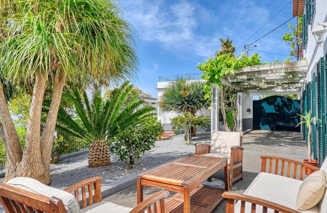 Casa de Ponte, a Home in Madeira