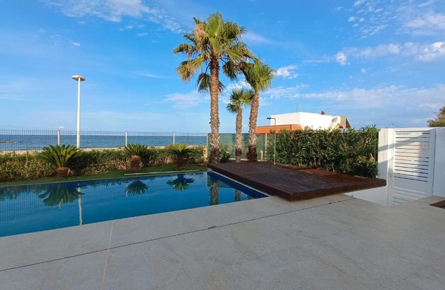 Casa Del Mar, piscina privada frente al mar