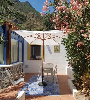 Casa del Nespolo