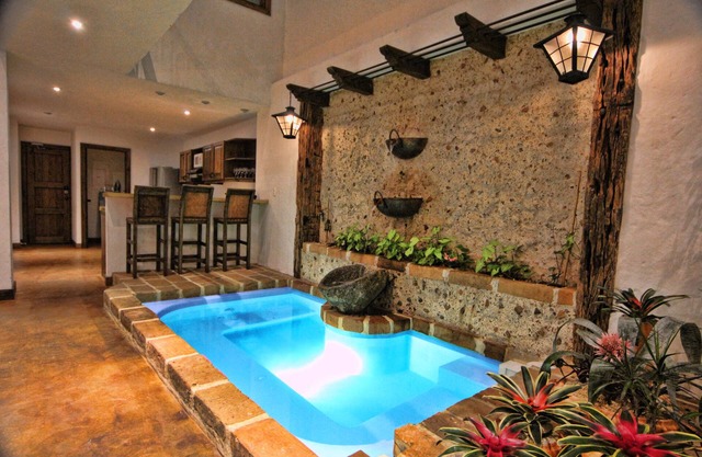 Cascada Plus-Luxus, Wasserfall, Whirlpool, Penthouse-Suite, 1616 Quadratmeter.