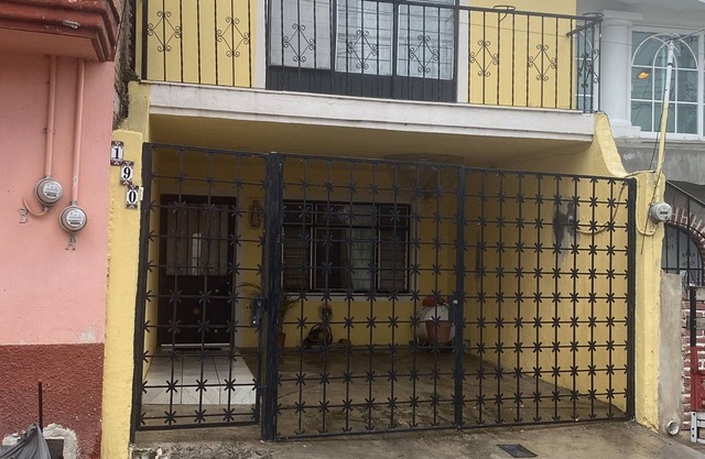 Casa del Sol Chapala centro one block from cristiania park, malecon and plaza