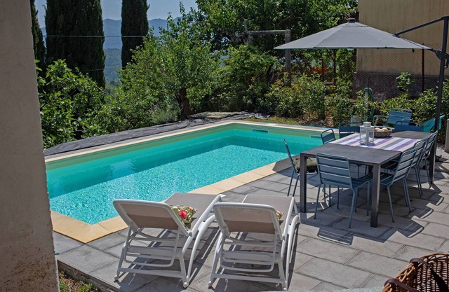 Casa della Torre, up to 6 pax with exclusive pool and view on the Apuan Alps