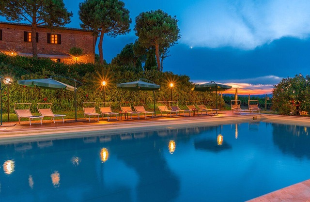 Casa Di Bacco 16+4 - Acht Schlafzimmer Villa, Schläft 20