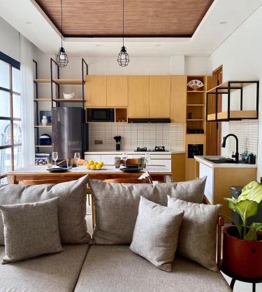 Casa di Elle, your finest BERAWA hideaway, BRAND NEW Rooftop villa, near FINNS Beach Club