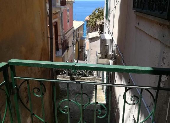 Casa di Greta "Pizzo Centro Storico"