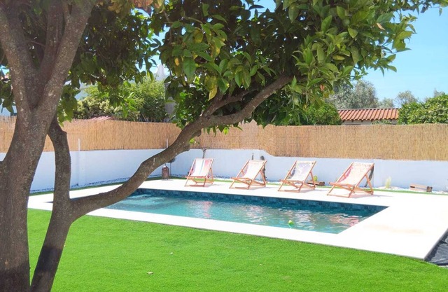 Casa do jasmim-charming house in AZEITAO with swimming pool