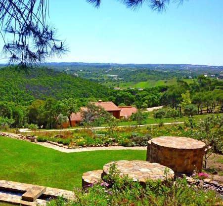 Casa dos Sonhos, private terrace, quiet location, walking to village, ecological pool, pets considered, nature friendly