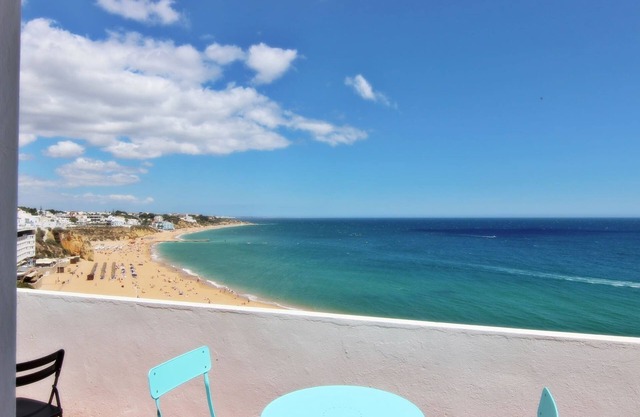 Casa dos Tios - Sea View, Beach & Old Town Center