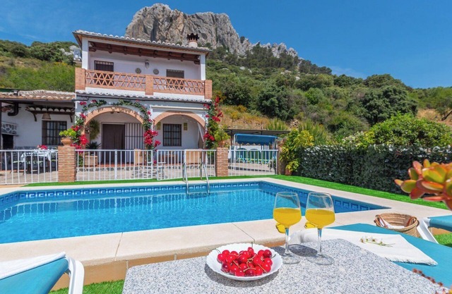 Casa El Carril Benalauría by Ruralidays
