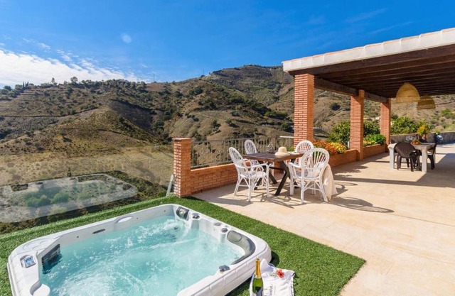 Casa El Refugio de Árchez by Ruralidays