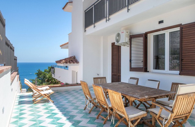 Casa Elia con Terrazza Vista Mare by Wonderful Italy