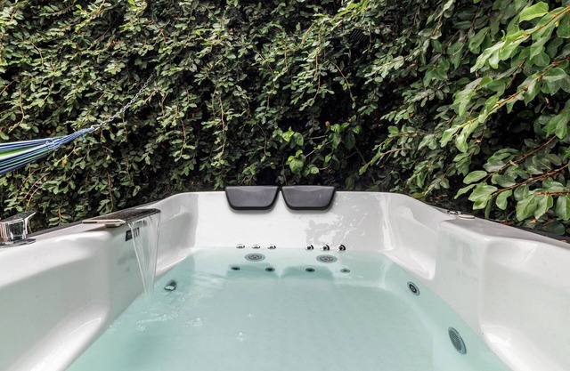 Casa Encanto 3Bdr 3Bath Jacuzzi Parking
