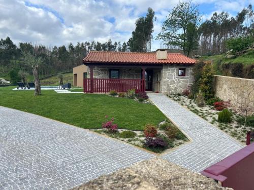 Casa Encosta do Monte