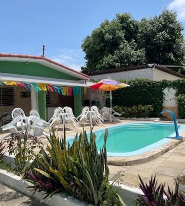 Casa ENORME e Com Piscina no pilar