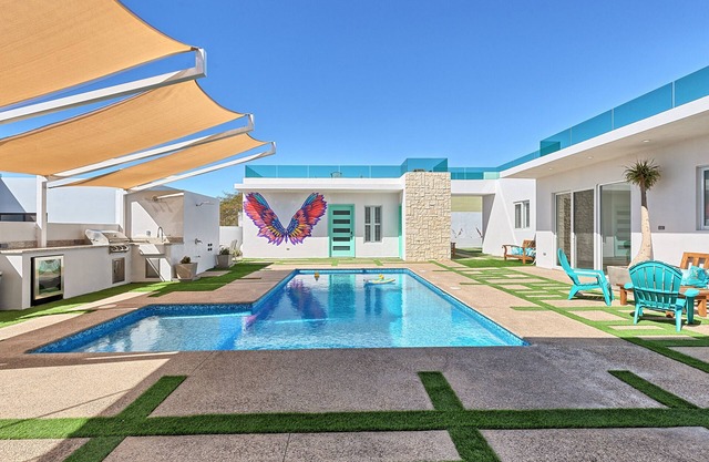Casa EquiX in Laguna Shores at Rockypoint