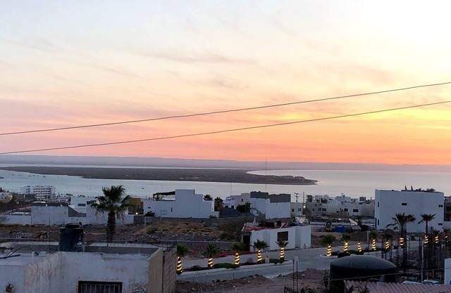 Schönes, geräumiges Haus mit Blick auf die Bucht