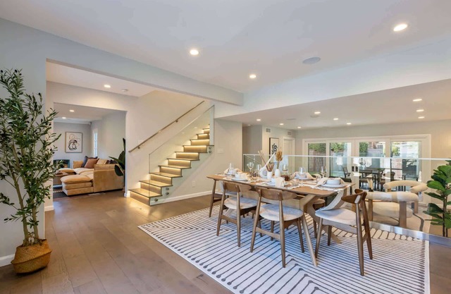 5 Bedroom Home with Pool & Guest House