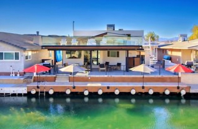 CASA FELIZ on the water in AZ's MINI-VENICE 4-bedroom house with 2 masters