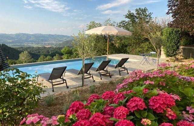 Casa Gialla Modern Retreat