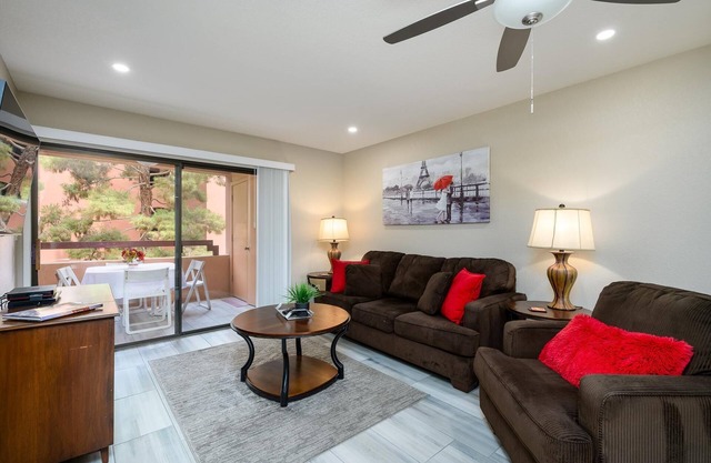 CASA GIGI-Anasazi Village-Third Floor quiet cozy condo