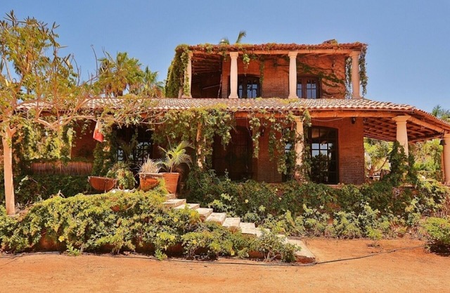 CASA GRANDE befindet sich auf der Rancho Danza del Sol