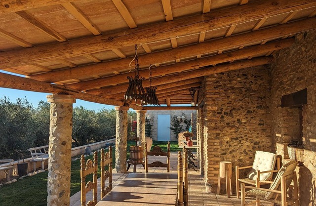 Casa Hostalets - Newly renovated casa with pool in the middle of the olive trees