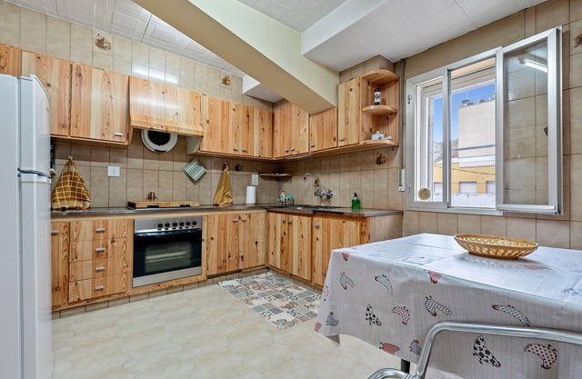 'Casa ideal para familias with Private Terrace, Balcony and Air Conditioning