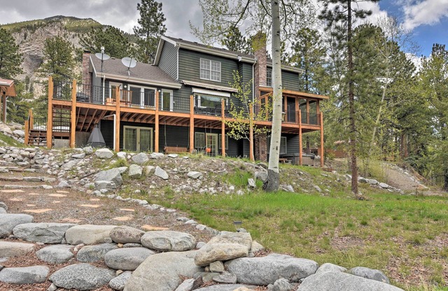 NEU! "Casa Immaculata" am Chalk Creek mit Aussicht!