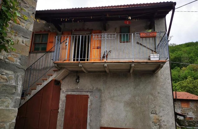Casa immersa nella natura