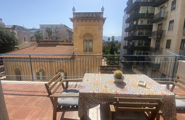 Casa Irma 5 minutes by walk to Politeama Theater