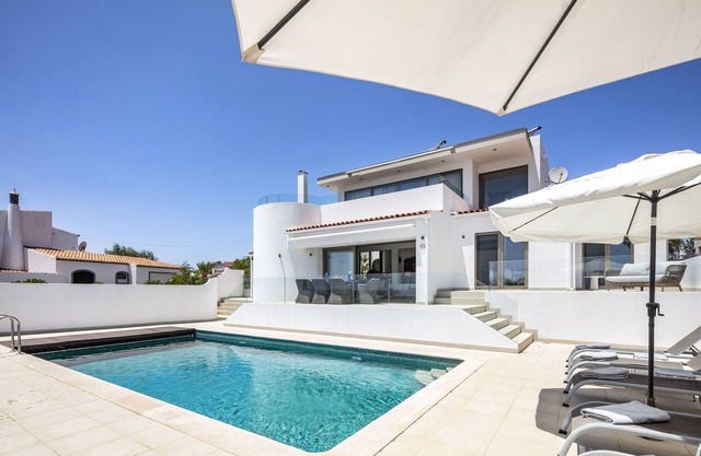 Casa Islay - Private villa with pool and sea view