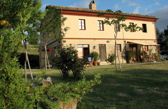 Casa -Montale, 2/5 Stalla,, gr. Pool, private setting, panoramic view