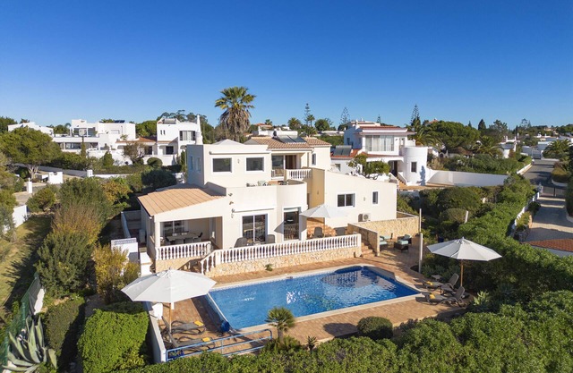 Casa Jean - Private Villa mit Meerblick und beheizbarem Pool