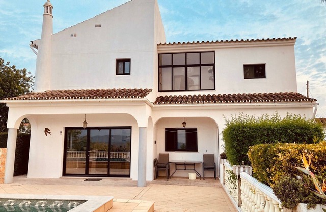 Casa Jean - Algarve, schöne Villa mit herrlichem Blick & privatem Pool