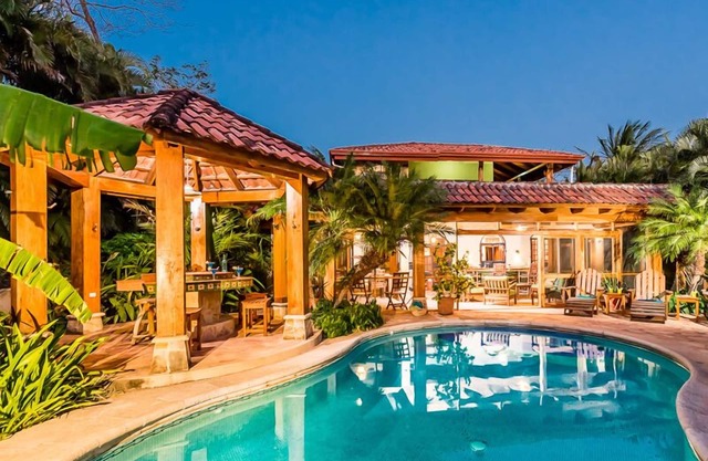 Casa Juliana: Renoviert Oceanview Villa, Playa Junquillal, Guanacast