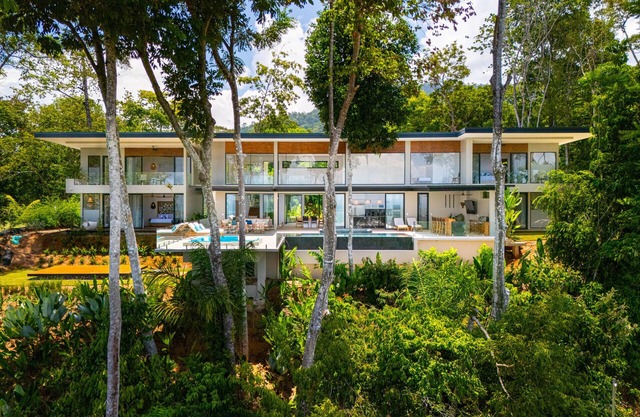 8) Casa LaVista