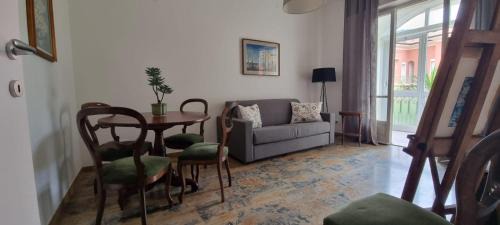 Casa Lella con Giardino e Parcheggio Privato