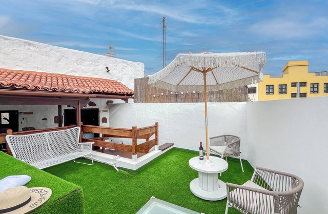 Casa Libelvik en pleno centro Galdar con Terraza