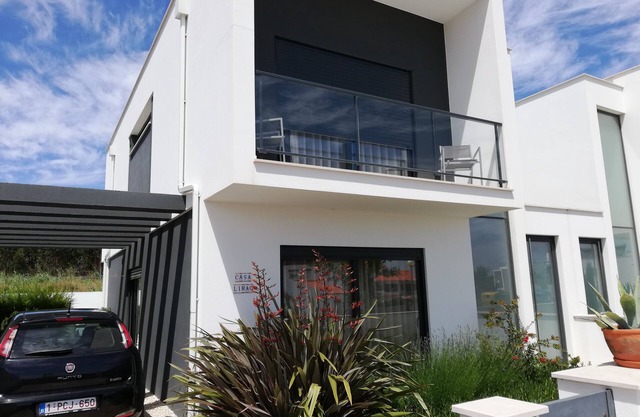 CASA LIMAO brandneues Haus mit beheiztem Pool, nahe am Meer, Dünen, Wald.