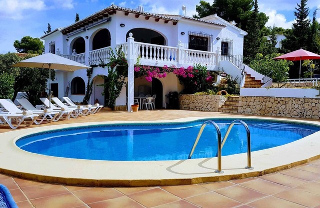 Casa Los Arcos Moraira - 5 bed luxury villa walking distance to Moraira Centre
