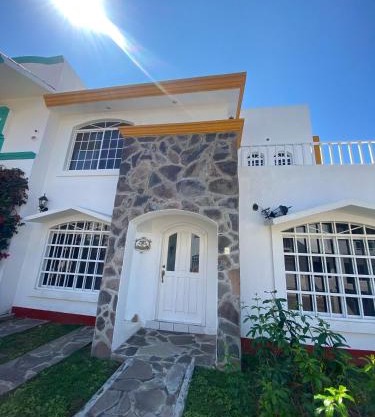 Casa los Titos