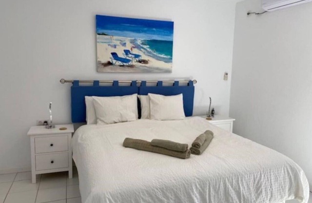 Casa Louise Two-Bedroom Apartment Sleeps 4