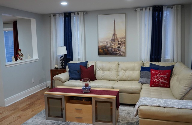 Casa-Lux - Sleeps 12/5Bd - Utica NY