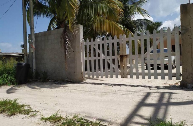 Casa M&P: Casa Amplia cerca del mar de Chelem
