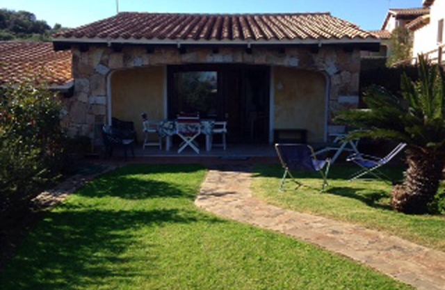 Casa Magnolia - Teil einer Zweifamilienvilla mit privatem Garten, 6 S. l.