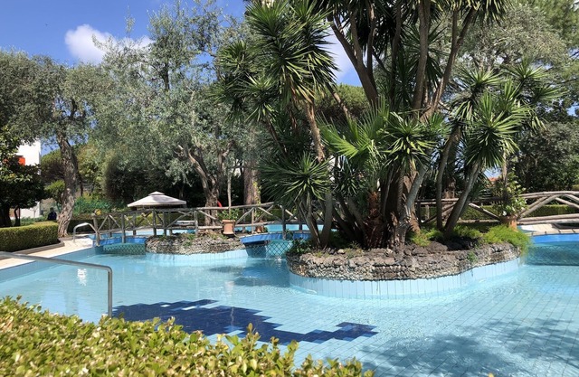 Casa Mami - Luxury Apartment and Pool - Center of Sorrento